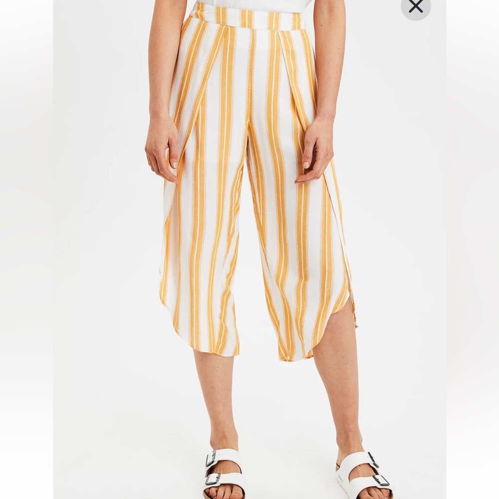 American Eagle Outfitters High-Waisted Striped Culotte Pants Size Small